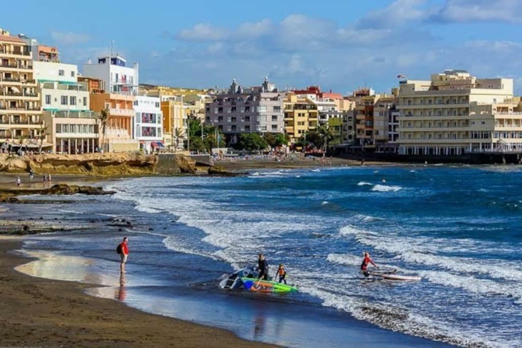 Villa Blanca Tenerife - Private Rooms - Terrace And Bbq, 5 Minutes From The Beach And Airport San Isidro  Exteriör bild