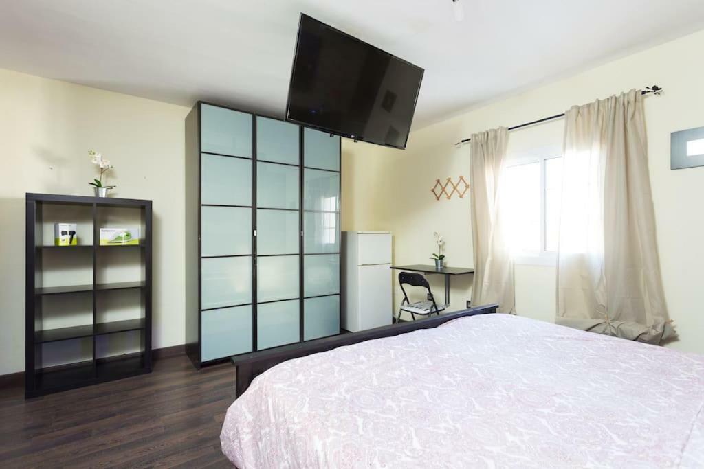Villa Blanca Tenerife - Private Rooms - Terrace And Bbq, 5 Minutes From The Beach And Airport San Isidro  Exteriör bild
